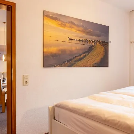 Haus Am Seezeichen - Whg. Luerssen アパート *